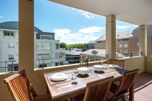 Deluxe Two-Bedroom Apartment