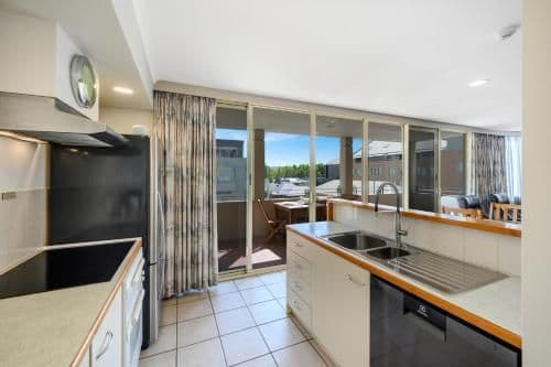 Deluxe Two-Bedroom Apartment