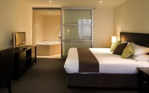 Standard Spa Room