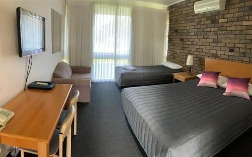 Triple Room