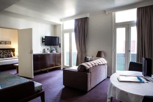 Deluxe Suite