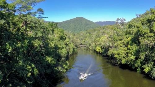 Noah Creek Eco Huts1