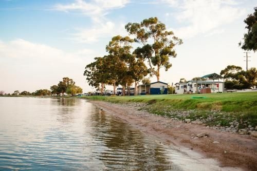 Lake Boga Caravan Park1
