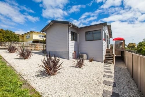 Bircoo Cottage Beach and Golf Getaway0