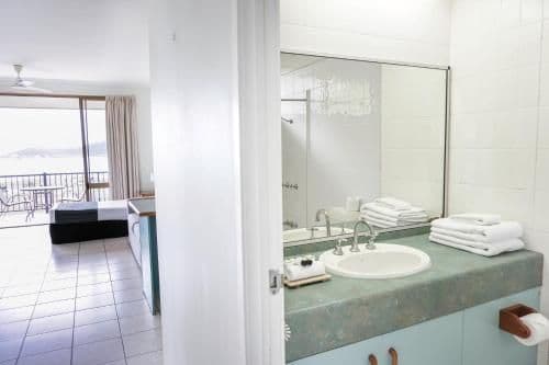 One-Bedroom Apartment with Ocean View