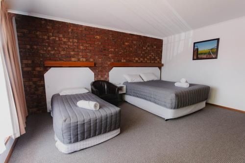 Donald Motor Lodge2
