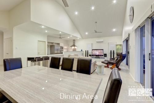 11 Kestrel Place - PRIVATE JETTY1