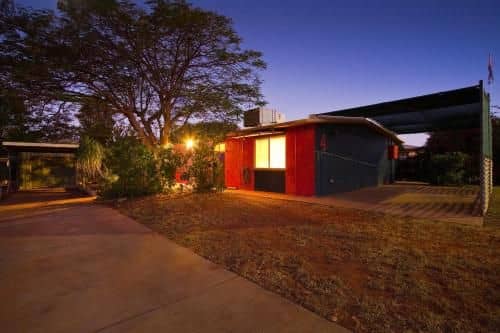 4 Page Street - Colourful and Shady 3-Bedroom Home 4 Page Street - Colourful and Shady 3-Bedroom Home