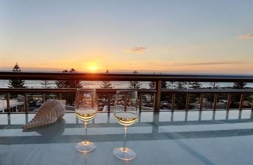 Apartment with Sea View