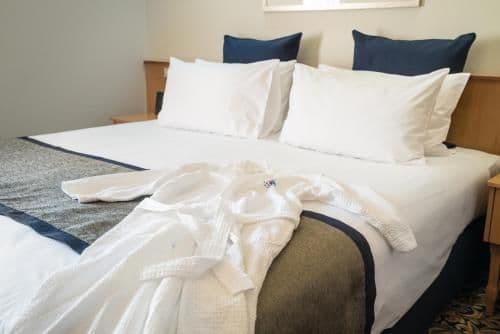 Deluxe Queen Room with Ocean View