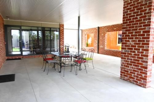 Wentworth Wharf B&B1