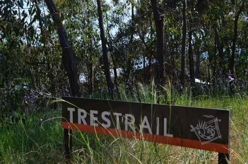 Trestrail Cottage B & B1