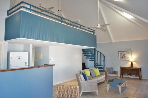 Osprey Holiday Village Unit 114 - Gorgeous 3 Bedroom Holiday Villa with a Pool in the Complex0