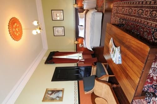 Colhurst House2