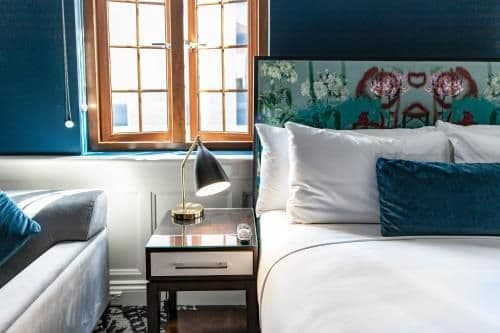 Large Heritage Suite