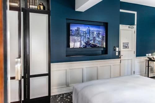 Large Heritage Suite