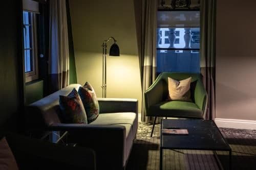 Thomson Suite