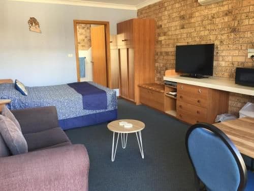 Standard Queen Room