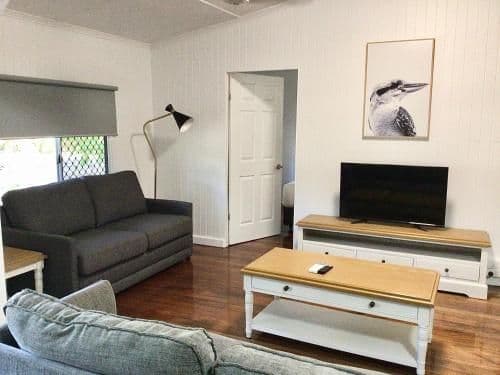 Dandaloo Two-Bedroom Holiday Home