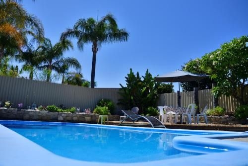 Palms Bed & Breakfast0