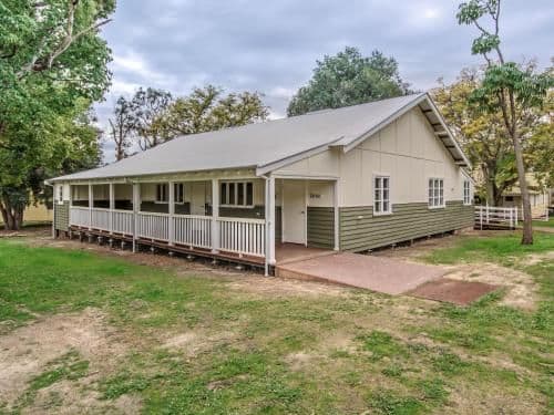 Darwin Cottage