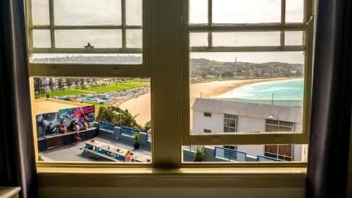 Double Room with Shared Bathroom and Beach View