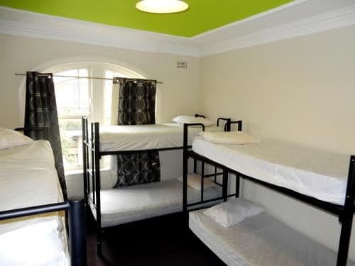 Bed in 6-Bed Mixed Dormitory Room with Shared Bathroom