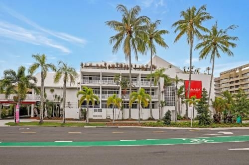 Ramada By Wyndham Cairns City Centre0