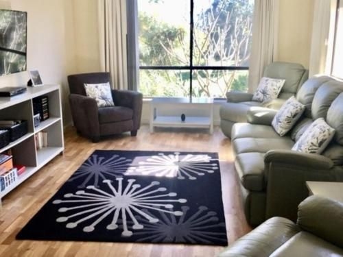 Kick Back on Karlowan3
