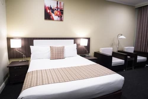 Executive Queen Room