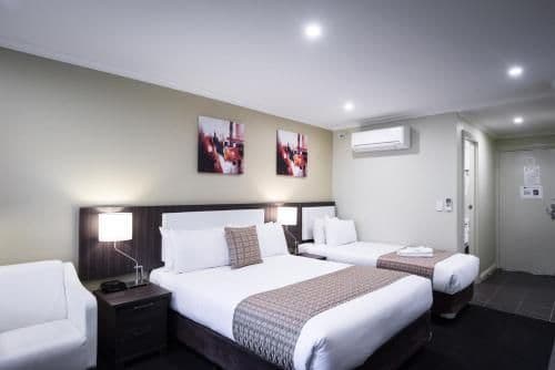 Executive Deluxe Twin Room