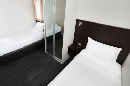 Deluxe Two-Bedroom Apartment
