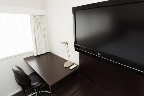 Deluxe Two-Bedroom Apartment