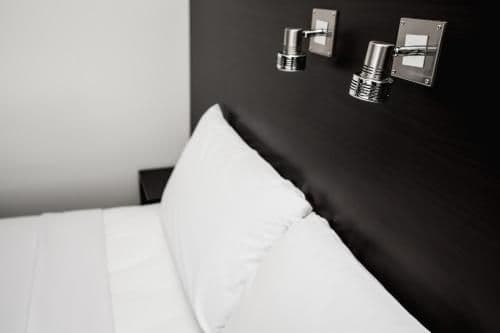 Deluxe Two-Bedroom Apartment
