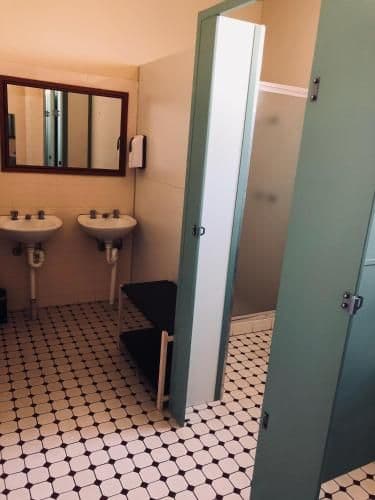 Group Shared Room with Shared Bathroom
