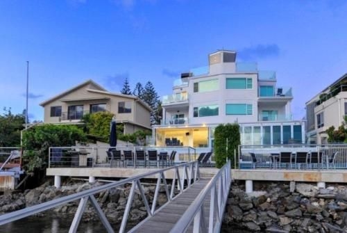 A Perfect Stay - Casa Grande on the Water1