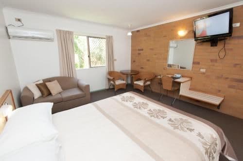 Deluxe Queen Room