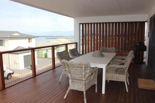 Beach House at Arno2