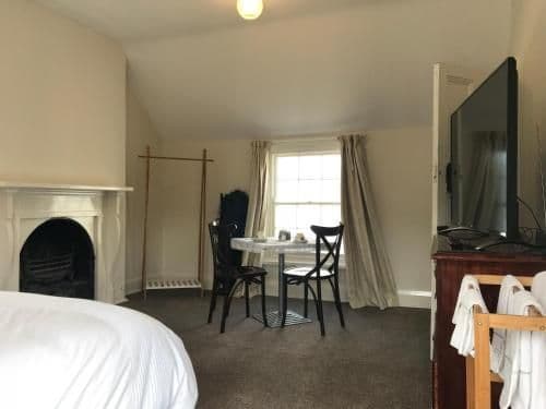 Double Room with Shared Bathroom