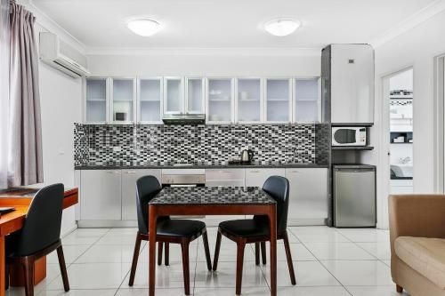 คอมฟอร์ทอินน์แอนด์สวีทเบอร์วูด (Comfort Inn & Suites Burwood)2