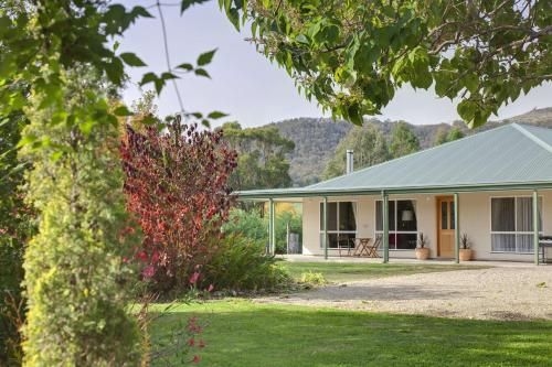 Brookfield Guest House0