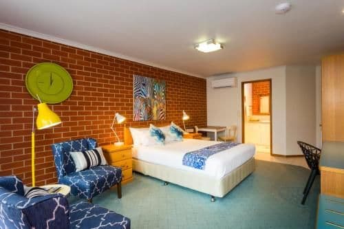 Deluxe Queen Room