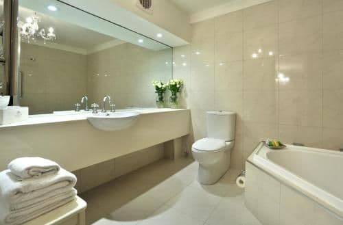 Duchess Quarters Suite