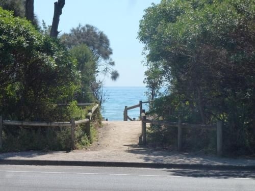 Dromana Beach Getaway Motel3