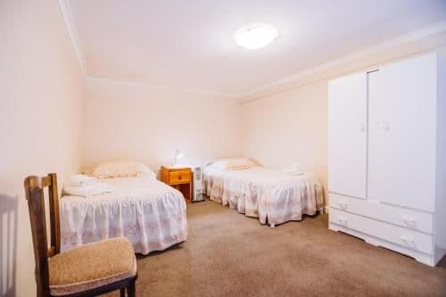 Deluxe Family Room