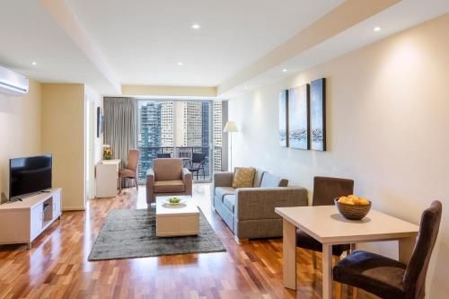 Apartments @ 23 Lonsdale4