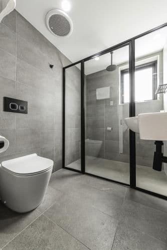Superior King Suite