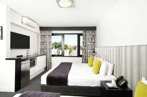Superior King Suite with Single Bed