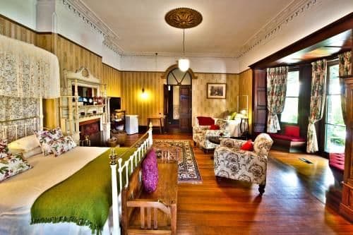 Family Room with Private External Bathroom