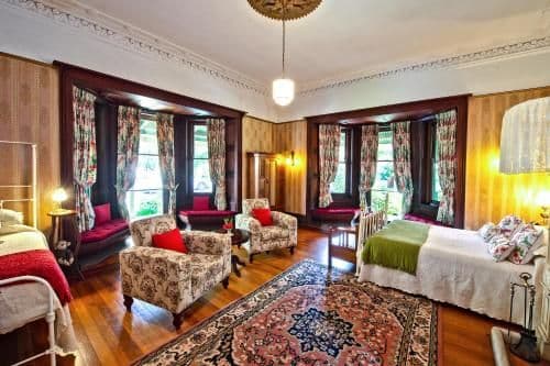 Family Room with Private External Bathroom